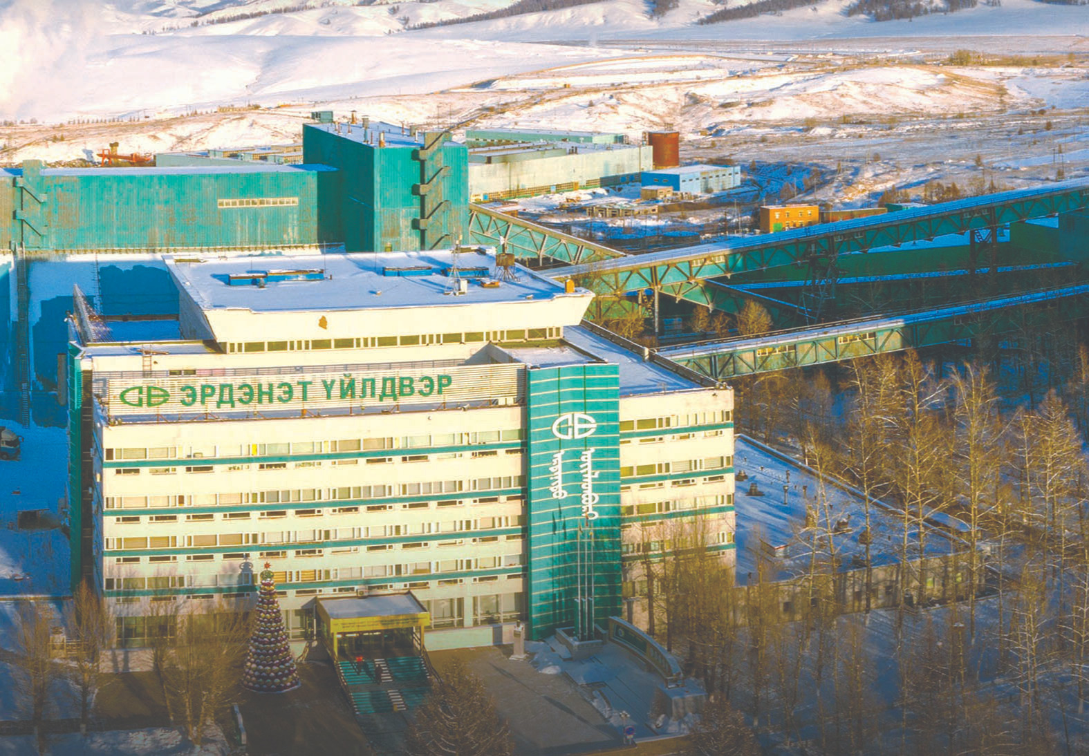 Зэс боловсруулахаа яриад байлгүй яаравчлан зүтгэх сэн